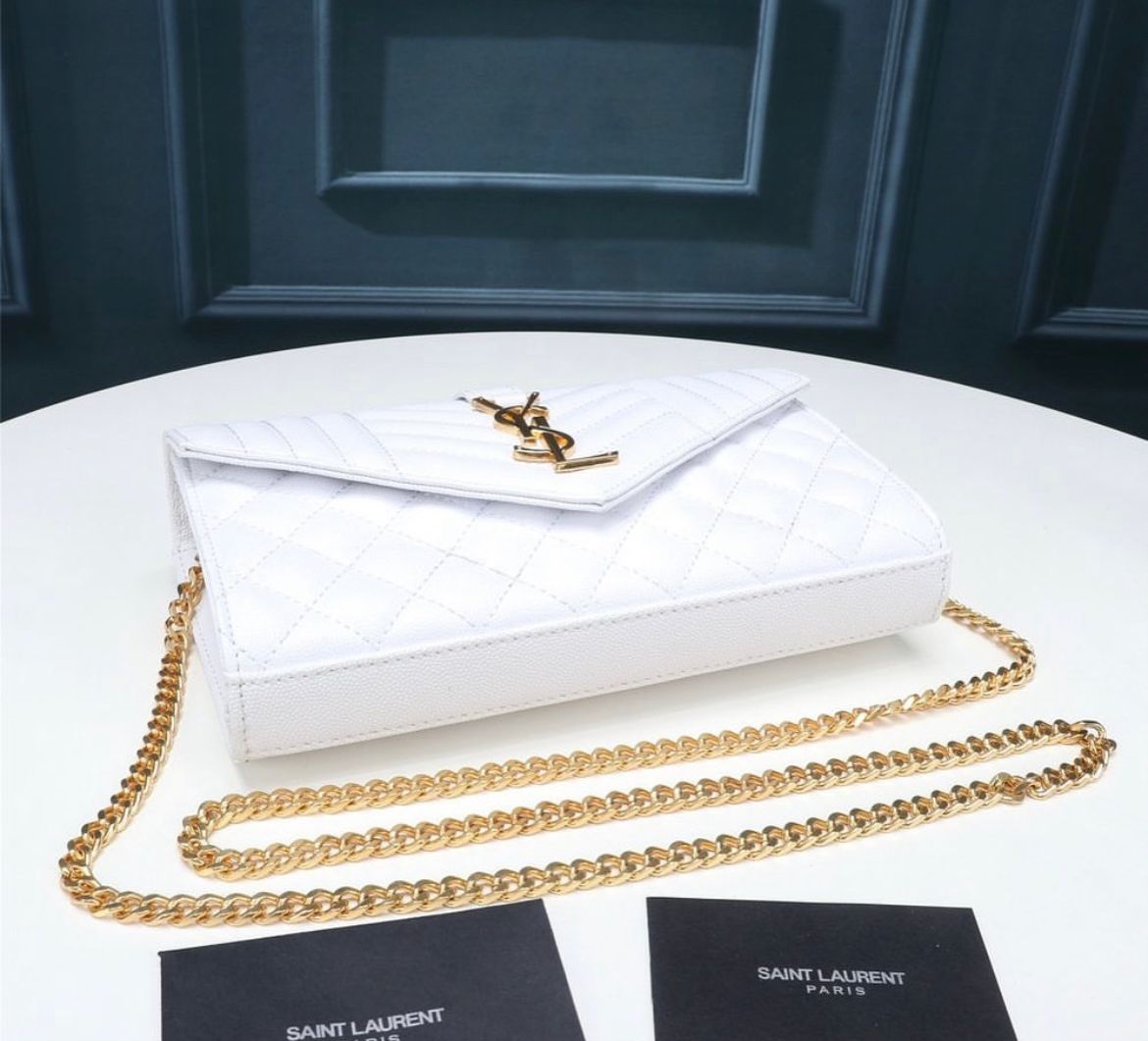 YSL Envelope bianca