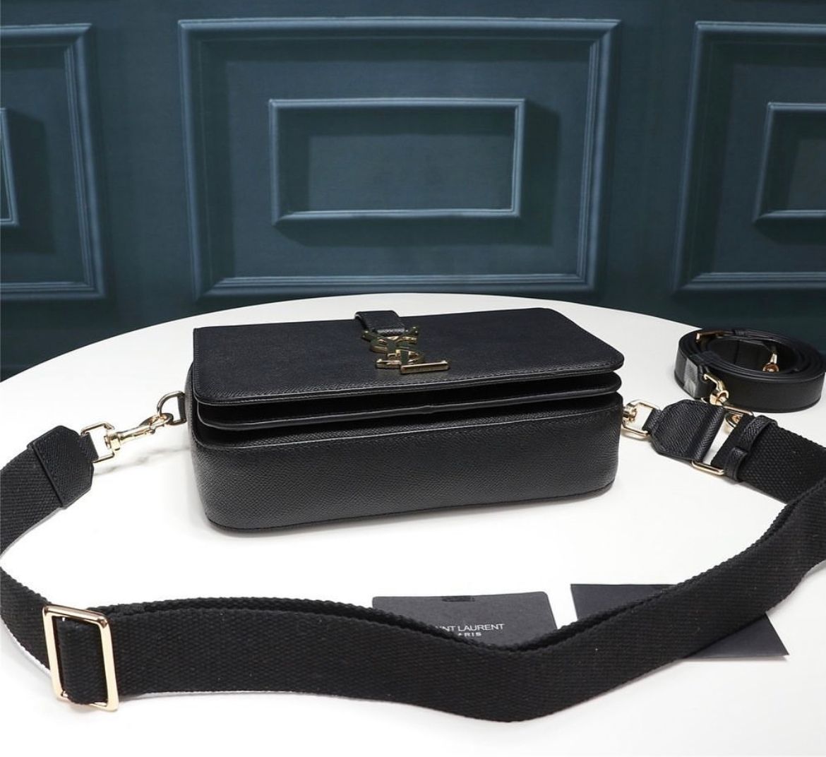 YSL Borsa Satchel media