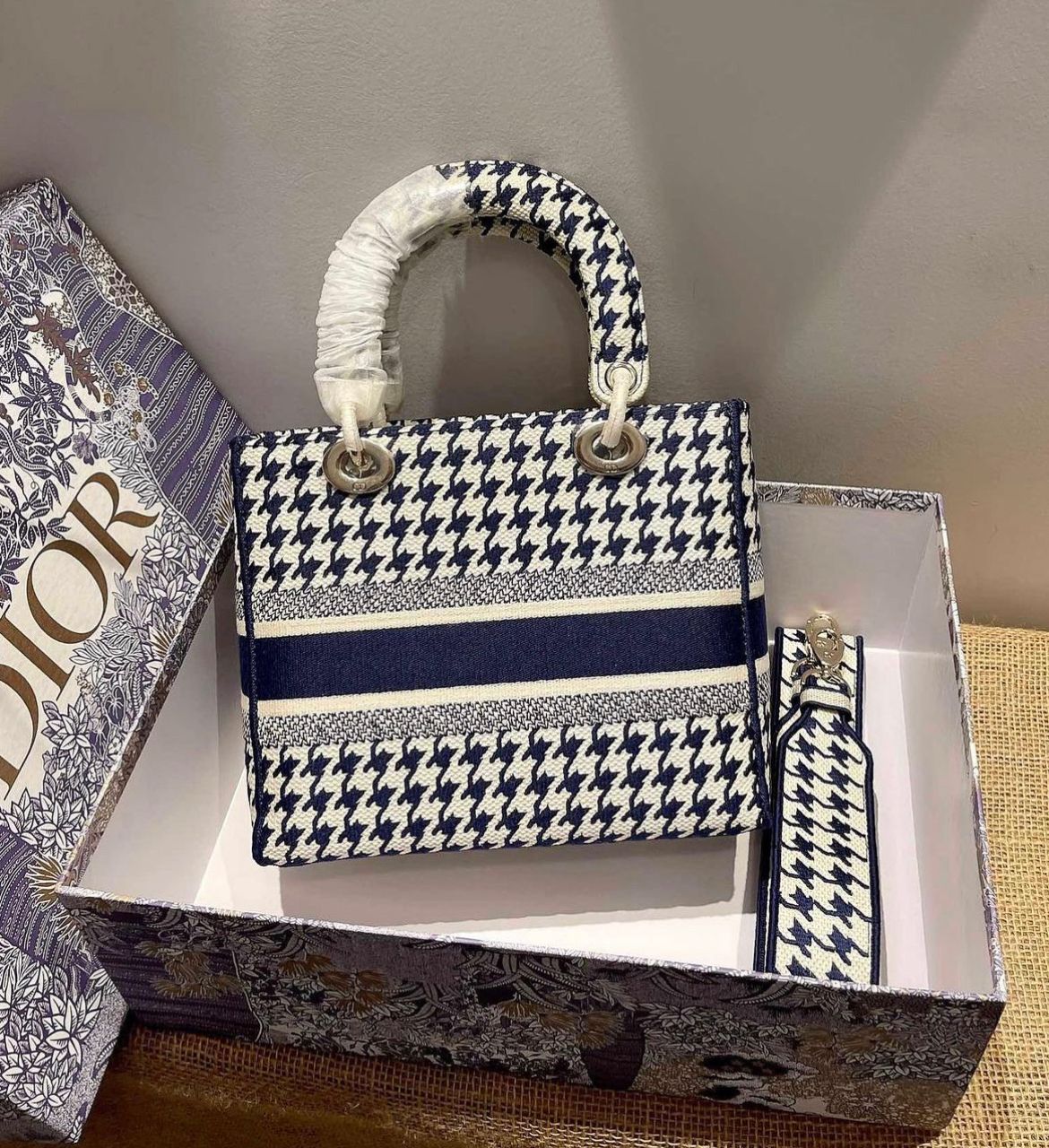 DIOR BOOK TOTE