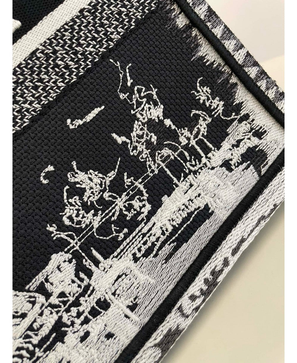 CHRISTIAN DIOR Medium Dior Book Tote